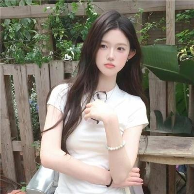 少女卡米拉